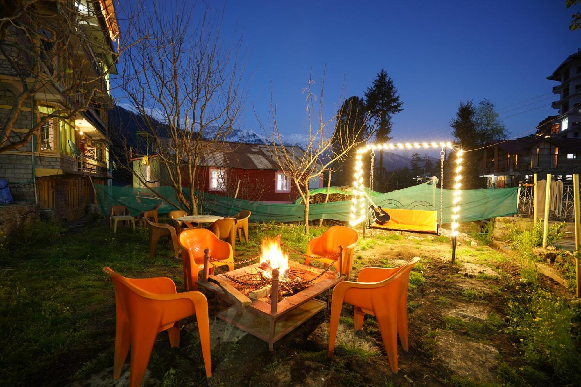 Woods Villa Cottages Manali - 1,2,3,4 Cottages & Villas Available In Manali With Scenic Mountain View Zewnętrze zdjęcie