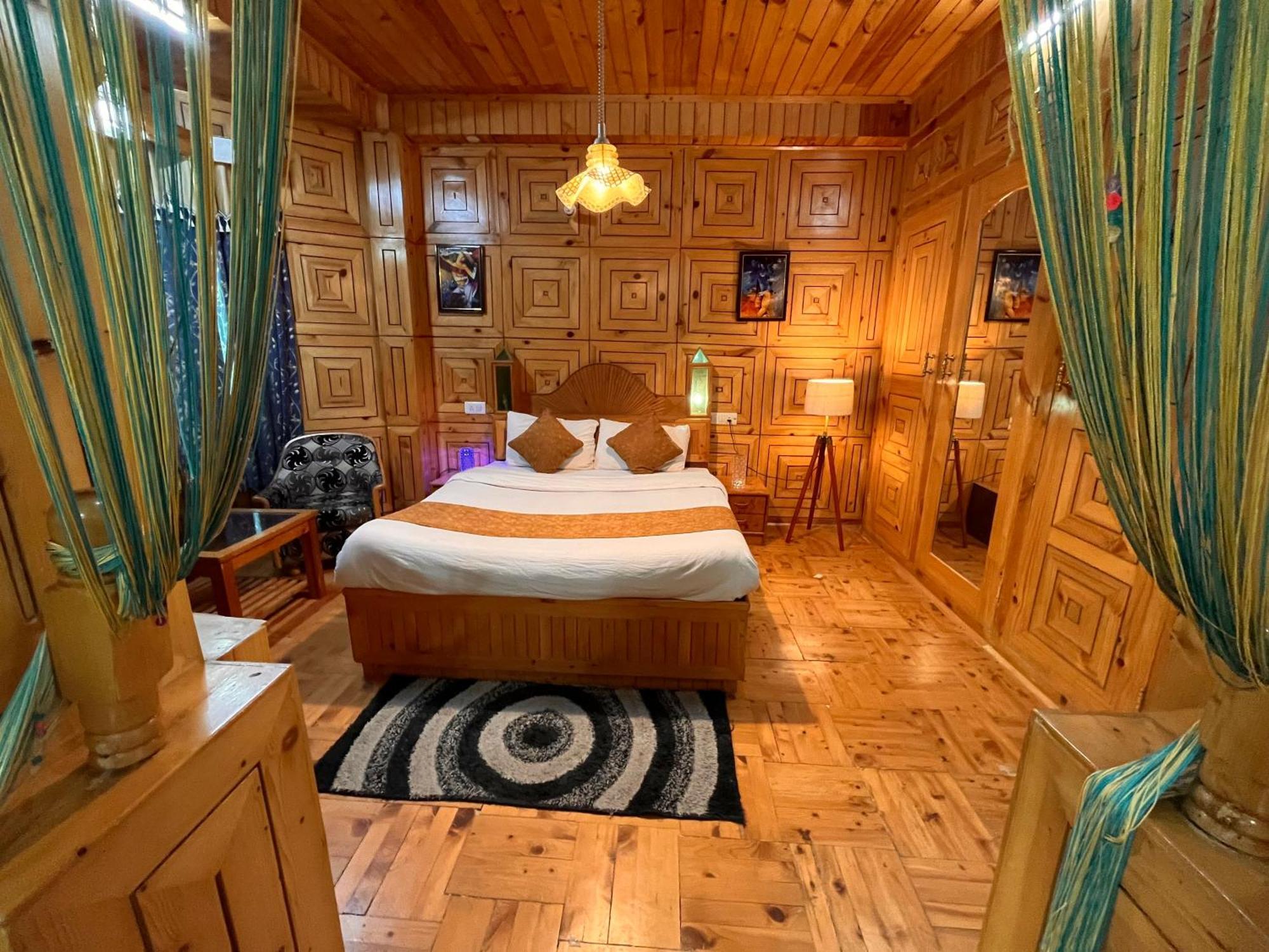 Woods Villa Cottages Manali - 1,2,3,4 Cottages & Villas Available In Manali With Scenic Mountain View Zewnętrze zdjęcie